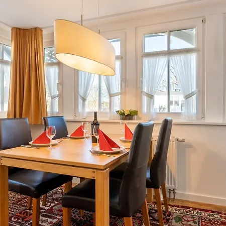 19 Eden Mit Strandkorb * Binz